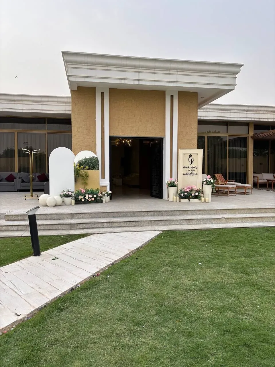 كوش أفراح بالرياض — صورة من أعمال التنسيق في الرياض